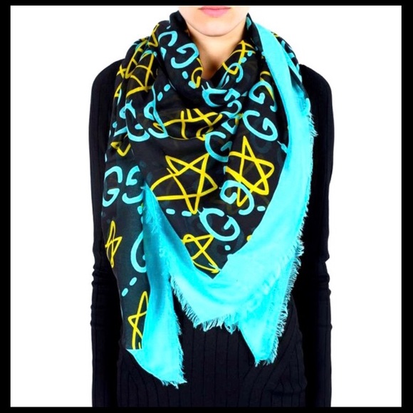 poshmark gucci scarf
